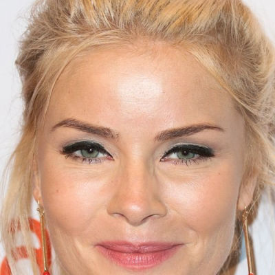 anita-briem